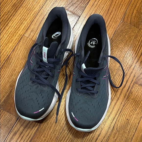 Asics Shoes - Asics Athletic Shoes - 10.5